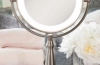 Osvětlené stolní zrcadlo: klady a zápory