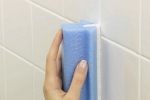 Jak vyčistit dlaždice v koupelně od plaku?