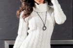 Co nosit v zimě k bílému svetru?